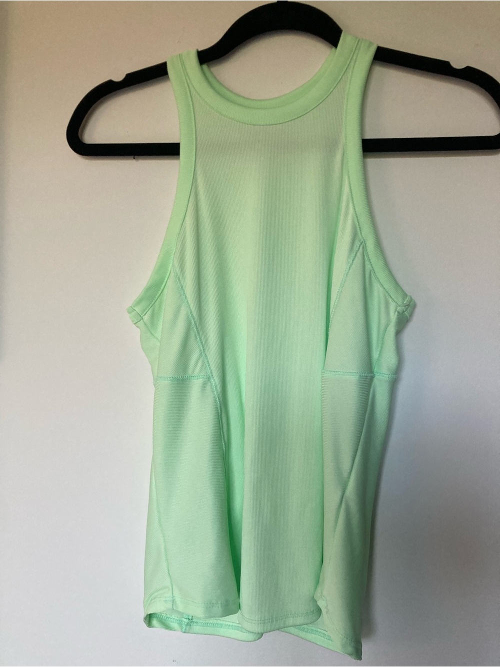 Lucky in Love Women’s Athletic High-Neck Tank Top - Mint Green size M